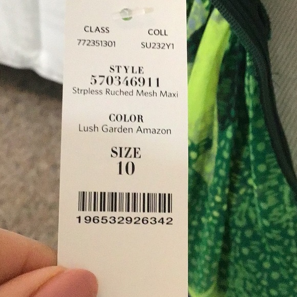 WHBM Lush Garden Dress - Picture 11 of 13